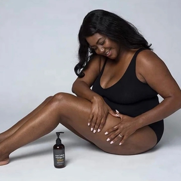 Slimming Body Oil - Picture 3 of 3